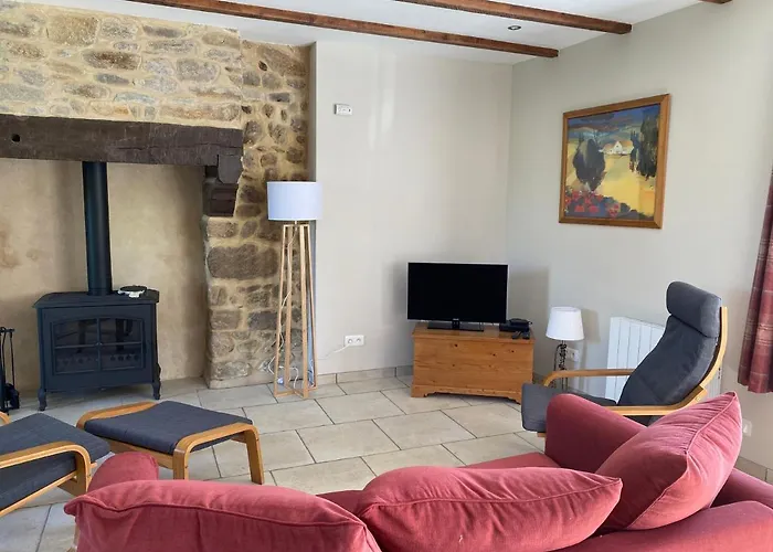 Clara, Clement & Nelle - Character Cottages