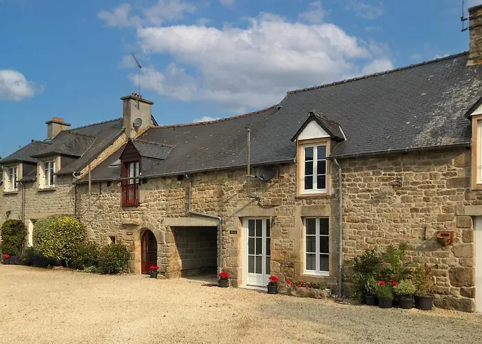 Clara, Clement & Nelle - Character Cottages