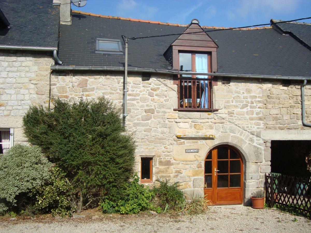 Clara, Clement & Nelle - Character Holiday home Jugon-les-Lacs